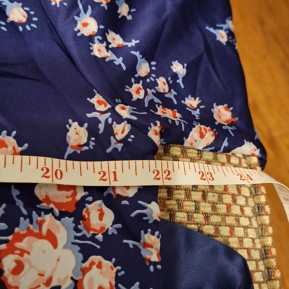 Morgan Lane Fit For Fun Midnight Blue Floral Wrap Silky Robe - Picture 5 of 9